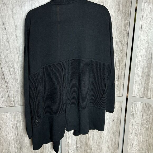 Lululemon Cardigan Knit Pockets Relaxed Black Color - Picture 4 of 7